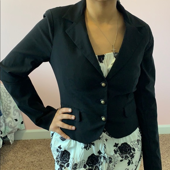 Short blazer new without tags - Picture 3 of 8